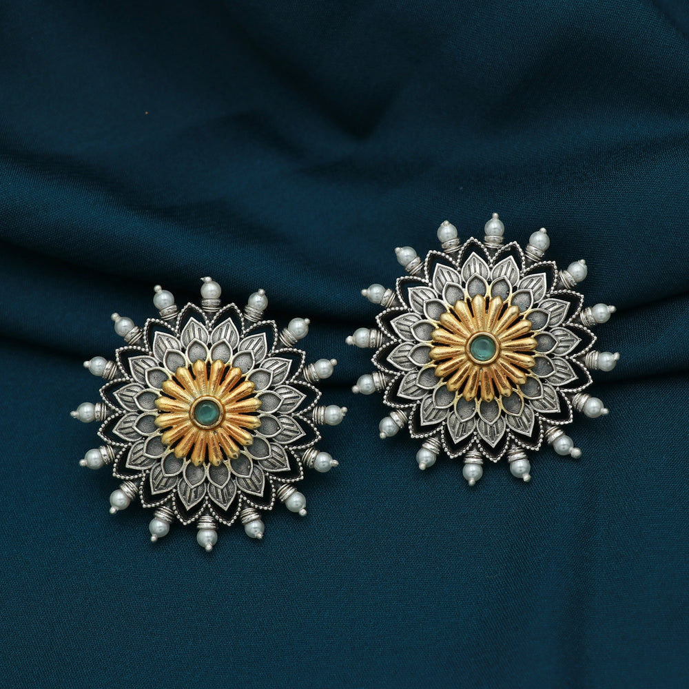 Silver Dual Tone Pearl Flower studs